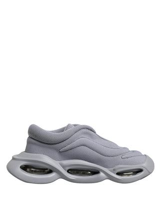 Graue Slip On Low Top Sneaker mit Wellenprofil