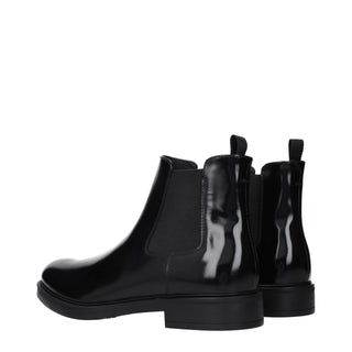 Schwarze Leder-Stiefeletten
