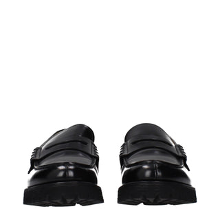Schwarze Slip-On-Loafer aus Leder