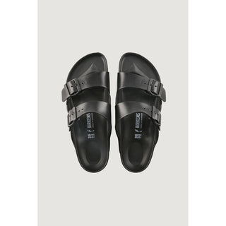 Schwarze flache Sandalen aus Polyester