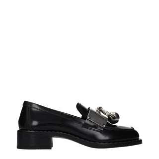 Schwarze Slip-On-Loafer aus Leder