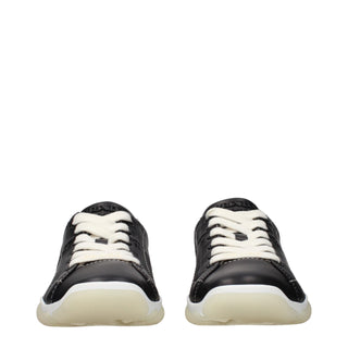 Schwarze Leder-Sneaker