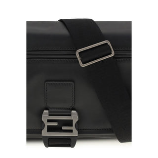 Bolso de hombro Bos Taurus de piel de becerro negra