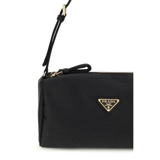 Bolso de hombro de seda negra
