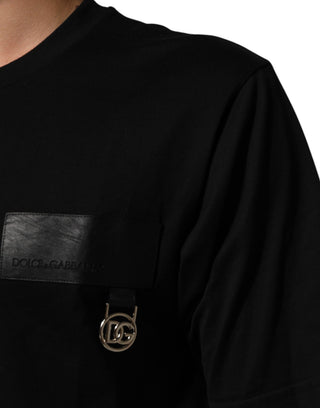 Schwarzes Baumwoll-T-Shirt mit Logo-Plakette und Rundhalsausschnitt