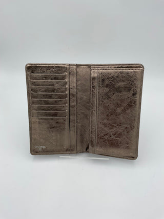 CHANEL Matèlassè Platinum Wallet