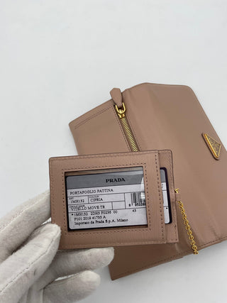 PRADA Puder Saffiano mit Kartenetui Geldbörse
