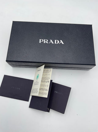PRADA Puder Saffiano mit Kartenetui Geldbörse