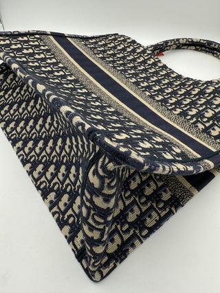 Bolso Tote Grande DIOR TOTE BOOK