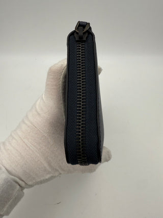 PRADA Zip in Blue Saffiano Wallet