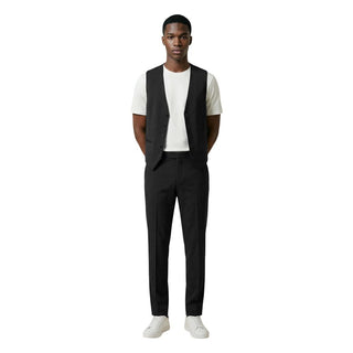 Traje de tres piezas de poliéster negro