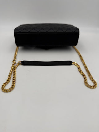 Bolso SAINT LAURENT ENVELOPE SMALL en cuero granulado negro