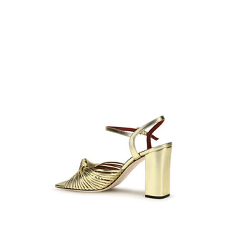 Plattformsandalen aus Kalbsleder, gold