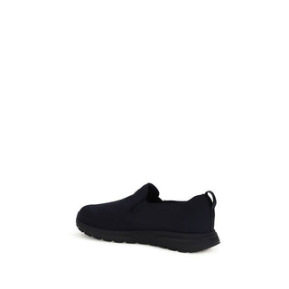 Blaue Stoffturnschuhe