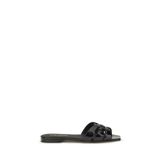 Flache Sandalen aus schwarzem Kalbsleder (Bos taurus)