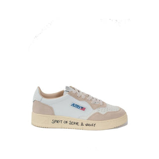 Weiße Ziegenleder-Sneakers (Low Top)