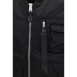 Schwarze Nylonjacke