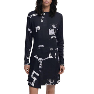 Schwarzes kurzes Viskosekleid