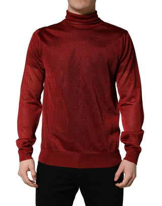 Suéter rojo de manga larga con cuello alto