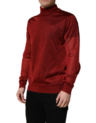 Suéter rojo de manga larga con cuello alto