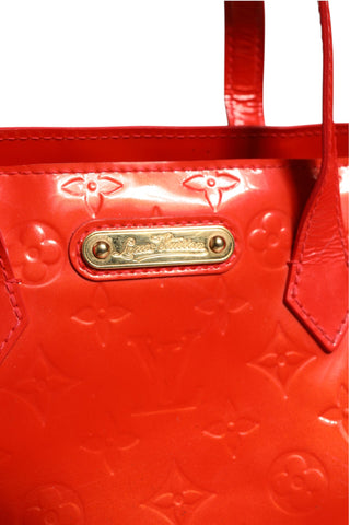 Rote Monogram Vernis Wilshire PM