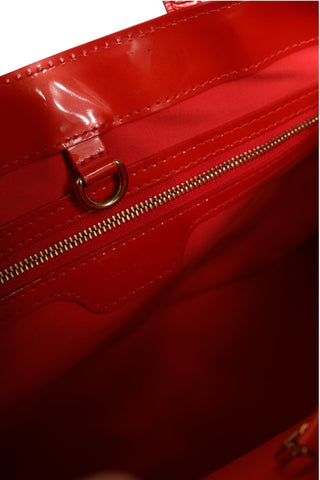 Rote Monogram Vernis Wilshire PM