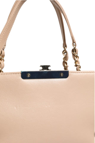 Gesteppte Leder-Beauty-Lock-Überschlagtasche