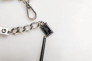 Pulsera de cadena de latón plateado con dados y logo DG