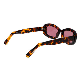 Gafas de sol marrones de plástico