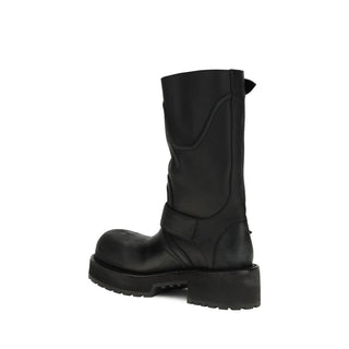 Schwarze Kalbsleder-Schnürstiefel (Bos Taurus)