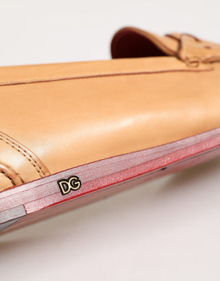 Zapatos mocasines beige para hombre de cuero con borlas, sin cordones
