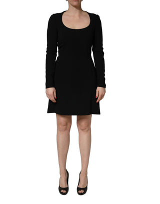 Black Long Sleeves Scoop Neck Mini Dress