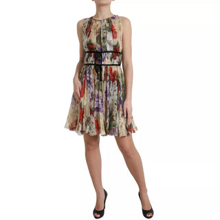 Vestido corto A-line sin mangas beige con estampado floral