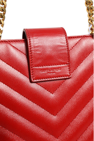 Bolso tote monograma de cuero granulado acolchado Chevron rojo