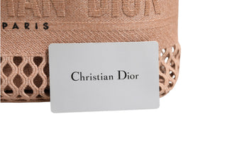 Neceser de viaje Dior bordado de malla