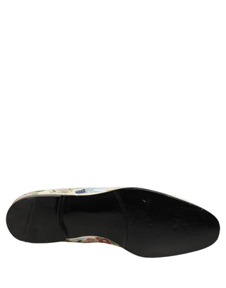 Zapatos mocasines con bordado floral blanco  