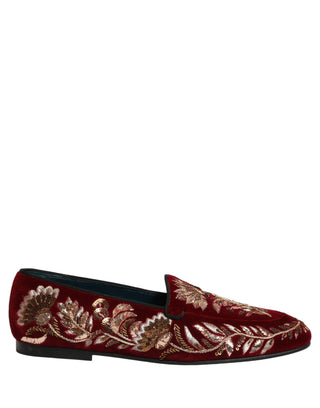 Zapatos mocasines bordados con flores de terciopelo rojo