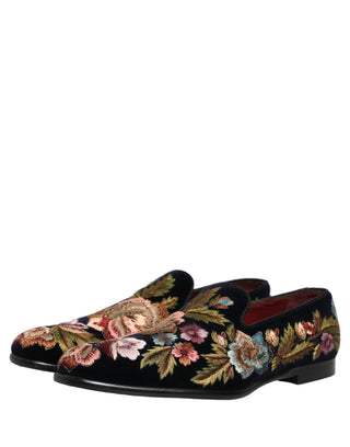 Zapatos mocasines de terciopelo negro con bordado floral  