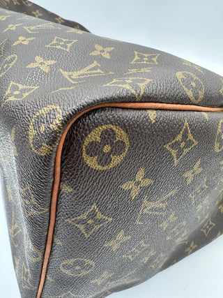 LOUIS VUITTON Speedy 40 Monogram Handbag