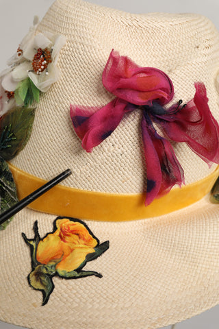 Women Beige Floral Apllique Straw Bucket Hat