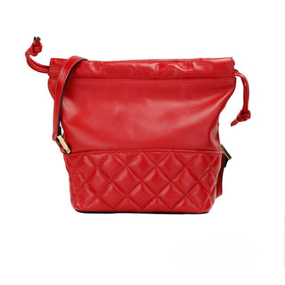 Bolso bandolera tipo saco de cuero rojo acolchado con cordón de Versace