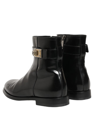 Botas de media caña con hebilla y logo de cuero negro