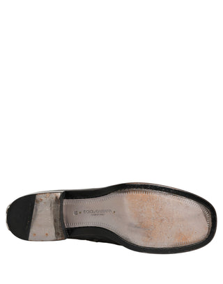 Botines cortos con logo de cuero negro