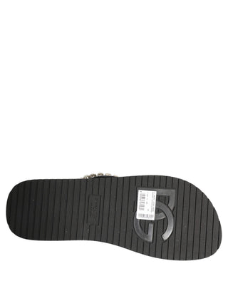 Chanclas de goma negras con adornos para hombre