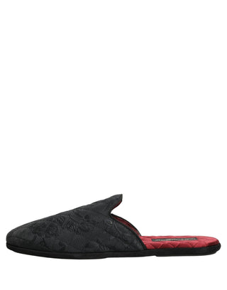 Chanclas negras de brocado floral