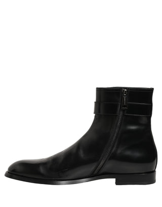 Botas de media caña con hebilla y logo de cuero negro