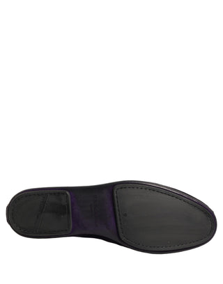 Mocasines con corona de terciopelo púrpura bordada