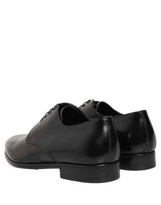 Zapatos de vestir negros de cuero con cordones Derby