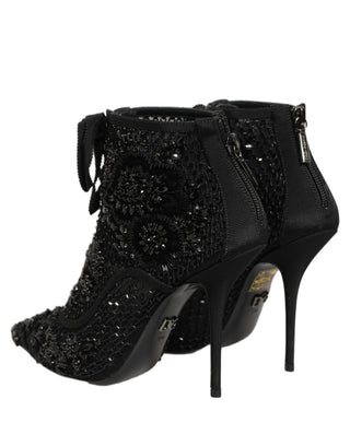 Botines negros de malla adornados