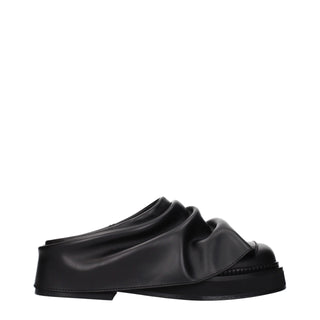 Zapatillas de cuero negras